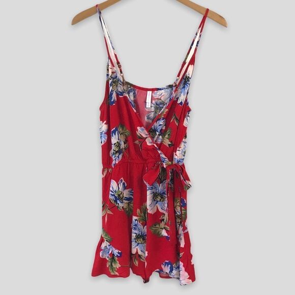 Xhilaration tropical print rompers - Picture 3 of 8